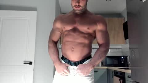 Snapshot of _miles19 chatting on November 16, 2025, 8:58 pm _miles19 online show from November 16, 2025, 8:58 pm