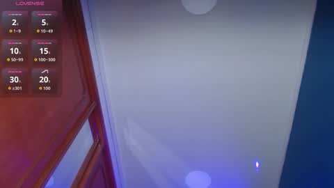 _milu23_ online show from March 5, 2026, 2:13 pm