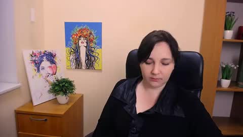 Snapshot of _miranda_sun chatting on February 11, 2025, 10:48 am Miranda online show from February 11, 2025, 10:48 am