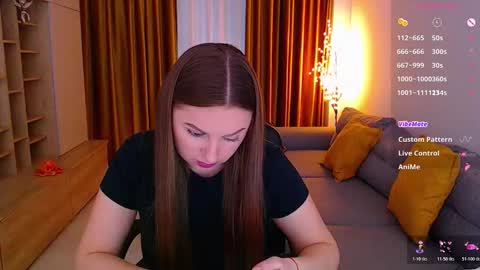 Mia online show from February 25, 2026, 10:03 am