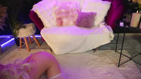 Snapshot of _mistyjoys_ chatting on May 28, 2026, 4:54 am Misty Joys online show from May 28, 2026, 4:54 am