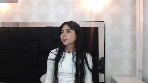 Snapshot of _mollyy chatting on January 21, 2025, 12:57 am Molly online show from January 21, 2025, 12:57 am