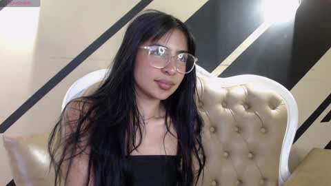 Snapshot of _mollyy chatting on January 25, 2025, 10:18 pm Molly online show from January 25, 2025, 10:18 pm