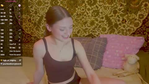 Snapshot of _monaflame_ chatting on February 21, 2026, 2:18 pm Mona online show from February 21, 2026, 2:18 pm