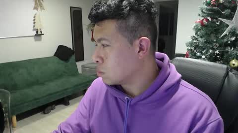 Panda  online show from November 30, 2025, 10:08 am