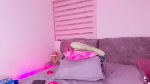 Luna online show from July 18, 2026, 3:11 am