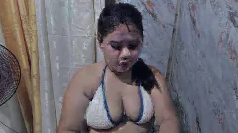 Snapshot of _natalieey chatting on October 25, 2025, 5:30 pm nics  online show from October 25, 2025, 5:30 pm