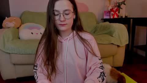 Snapshot of _nemalkovamia chatting on March 6, 2025, 6:41 am Mia with a big heart  online show from March 6, 2025, 6:41 am