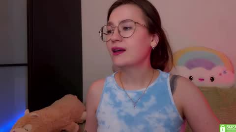 Snapshot of _nemalkovamia chatting on March 12, 2025, 6:40 am Mia with a big heart  online show from March 12, 2025, 6:40 am