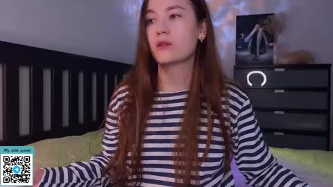 Snapshot of _nemalkovamia chatting on October 14, 2025, 12:44 am Mia with a big heart  online show from October 14, 2025, 12:44 am