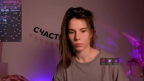 Nika online show from April 4, 2026, 5:32 pm