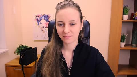 Snapshot of _nicole_new chatting on January 18, 2025, 3:27 pm Nica online show from January 18, 2025, 3:27 pm