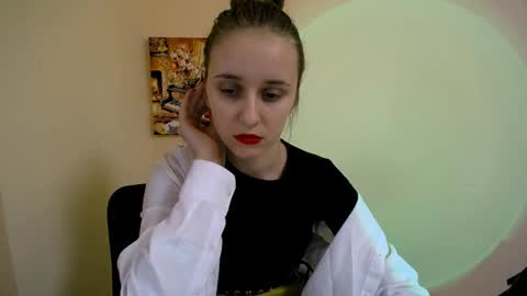 Snapshot of _nicole_new chatting on February 11, 2025, 4:13 pm Nica online show from February 11, 2025, 4:13 pm