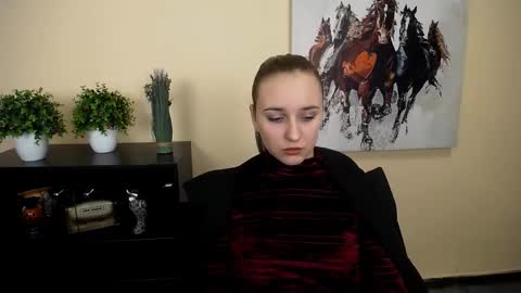 Nica online show from November 2, 2025, 9:22 am