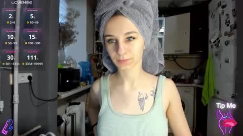 Nika online show from December 19, 2025, 12:56 pm