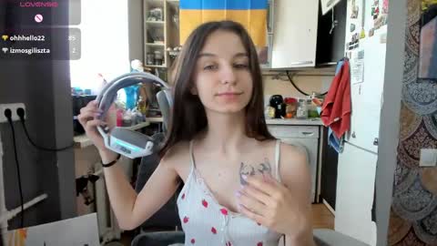 Nika online show from April 21, 2026, 7:14 am