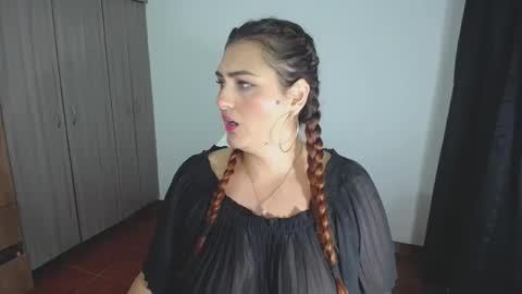 Nina  online show from December 29, 2024, 12:20 am