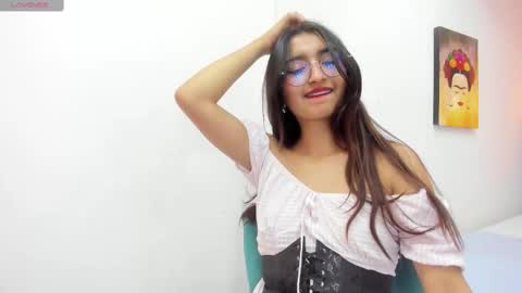 Orquidea  online show from March 5, 2025, 2:01 pm