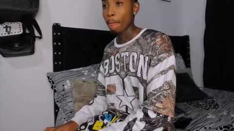 Kevin  online show from November 13, 2025, 10:30 pm