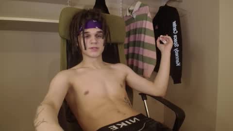 Willie online show from April 6, 2026, 12:19 am