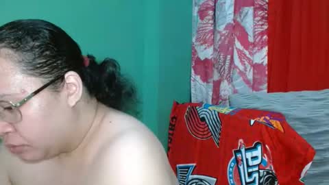 Pinaylovelybum online show from April 12, 2026, 11:37 am