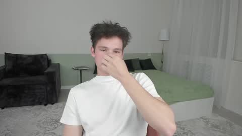 Henry online show from April 30, 2026, 8:15 pm