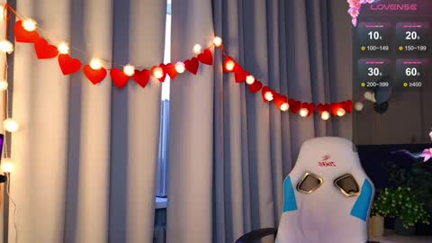 im Amy online show from February 5, 2025, 9:36 am