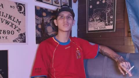 wav online show from September 9, 2025, 4:01 am