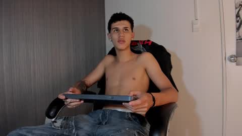 wav online show from October 18, 2025, 5:46 pm