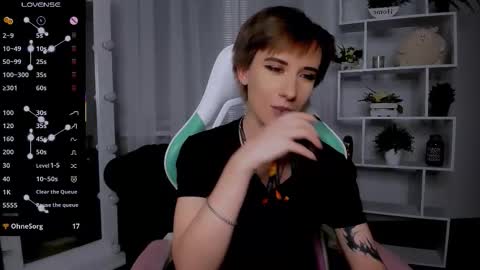 Rein online show from November 27, 2025, 6:43 pm