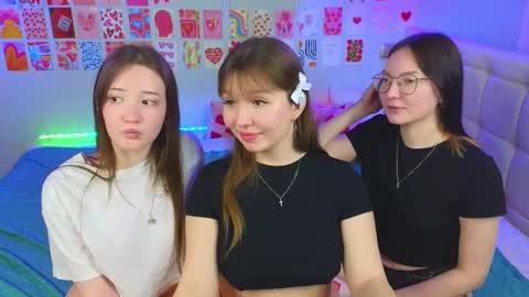 LISSAPVT IS OPEN online show from March 12, 2025, 7:59 pm