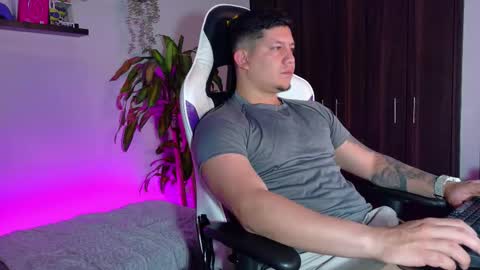 Roberto online show from January 12, 2026, 5:23 am