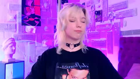 Rock stone online show from March 9, 2025, 7:23 am