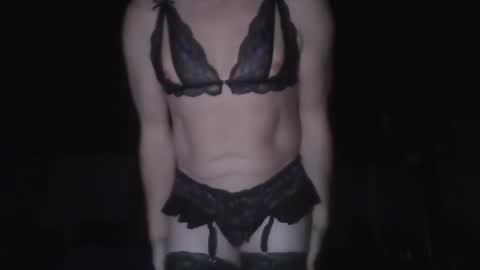 Snapshot of _rose_michelle chatting on February 23, 2025, 11:55 am Rose Michelle online show from February 23, 2025, 11:55 am