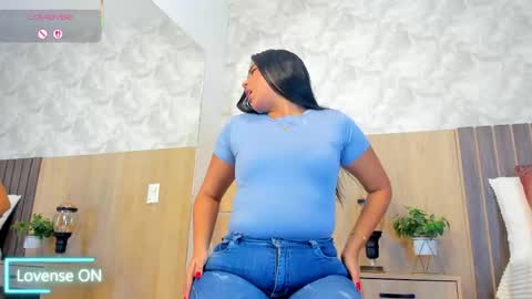 _samantagomez online show from May 28, 2026, 8:06 pm