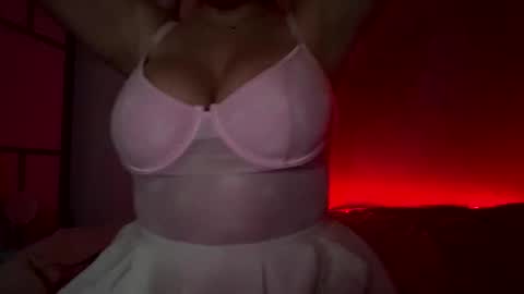 _samlove_ online show from April 1, 2026, 2:23 am