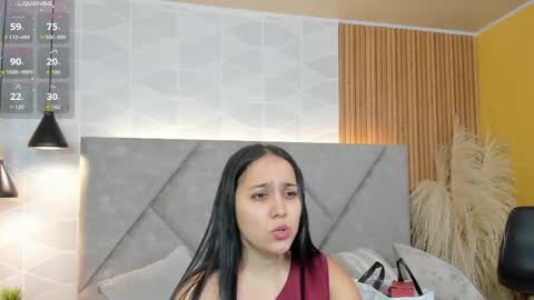 Antonella  online show from May 27, 2026, 12:02 pm