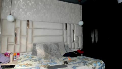 _sammy_ice online show from February 19, 2025, 12:00 pm