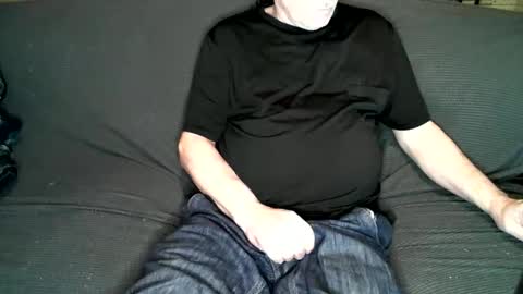 Snapshot of _samuel_ chatting on May 3, 2026, 1:11 am Samuel online show from May 3, 2026, 1:11 am