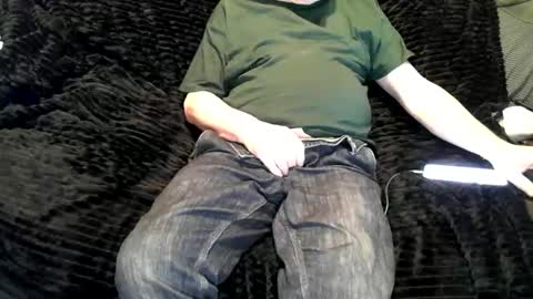 Snapshot of _samuel_ chatting on May 16, 2026, 2:19 am Samuel online show from May 16, 2026, 2:19 am