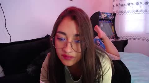 Snapshot of _santalove_ chatting on March 12, 2025, 7:38 pm SantaLove online show from March 12, 2025, 7:38 pm