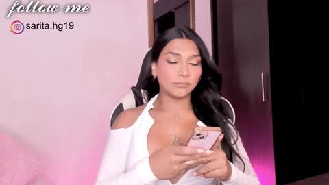 Snapshot of _sara_hernandez chatting on January 11, 2025, 3:13 am Sara  intagram online show from January 11, 2025, 3:13 am