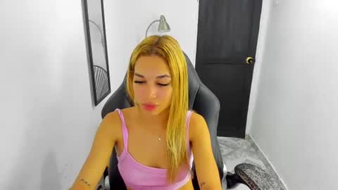 Valerie online show from June 25, 2026, 2:44 am