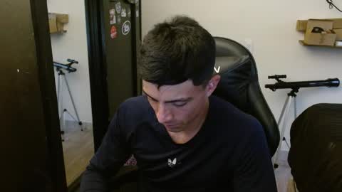 SCHNEIDER online show from April 20, 2026, 10:33 pm