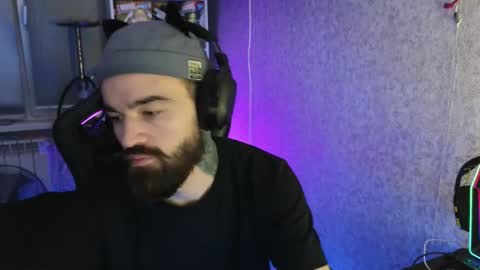 Ask me online show from November 6, 2025, 2:34 am