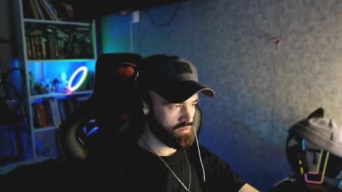 Ask me online show from April 1, 2026, 12:11 am