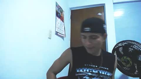 Juan Pablo-independent model online show from October 23, 2025, 2:22 am