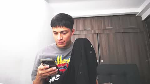 Juan Pablo-independent model online show from February 19, 2026, 1:01 am