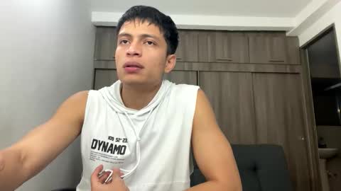 Juan Pablo-independent model online show from March 18, 2026, 3:42 am