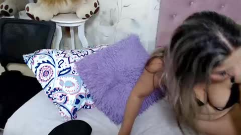 Snapshot of _sexyredhead_ chatting on March 7, 2025, 9:48 pm KATA online show from March 7, 2025, 9:48 pm